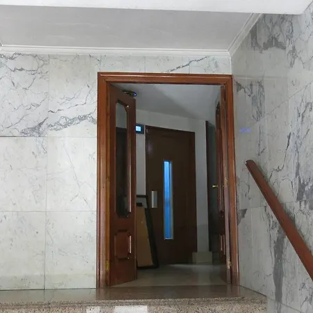 Maravillosa Vivienda Uso Turistico Con Parking Vut 921 As